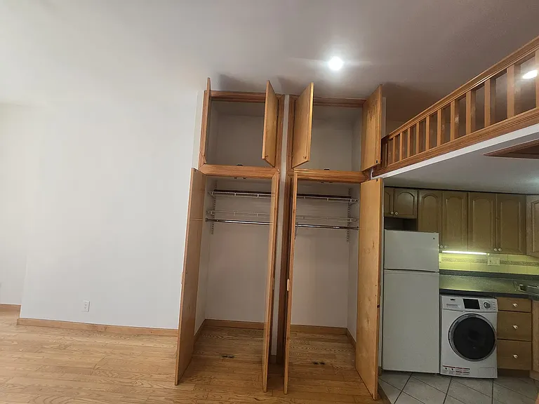 304 W 76th St #4C — Photo 5