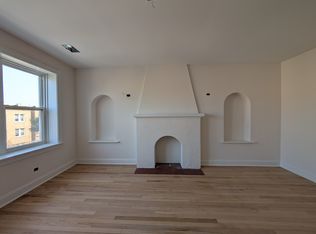 4048 N Mozart St #2, Chicago, IL 60618