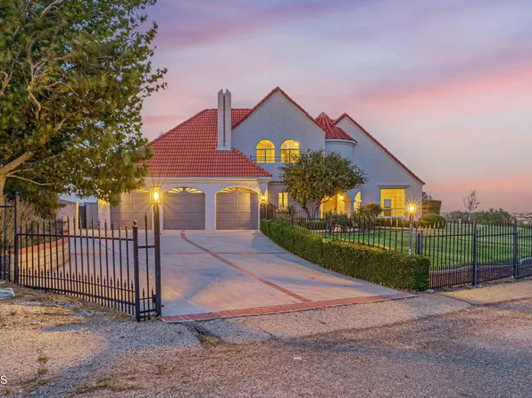 865 Carob Ct, Palmdale, CA 93550
