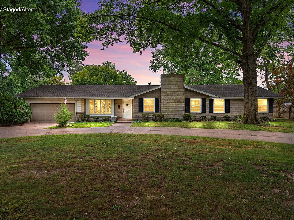 1st image of 2266 S Meadowview Avenue