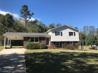 6260 Stanleyville Dr, Rural Hall, NC 27045