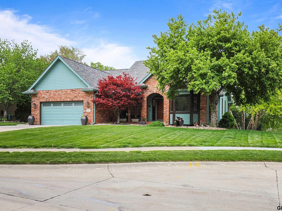 1st image of 13407 Lochmoor Cir