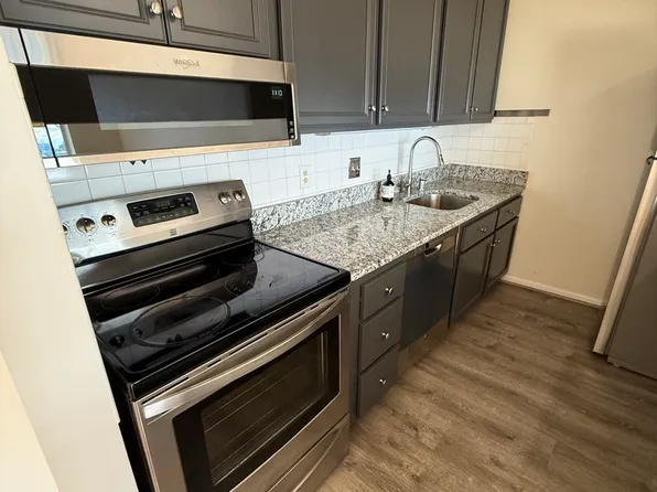 1643 Cambridge St APT 73, Cambridge, MA 02138