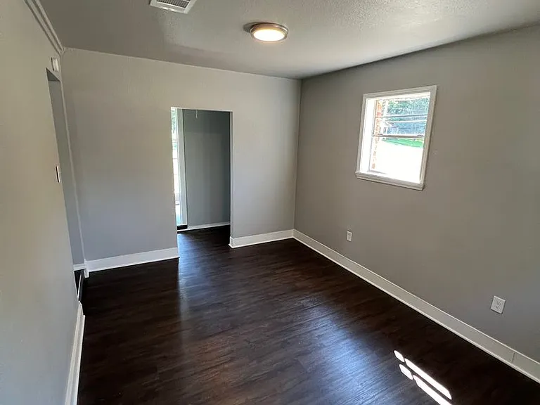 1250 Hawkins St — Photo 18