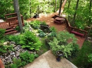 E7433 Red Oak Rd, Fremont, WI 54940