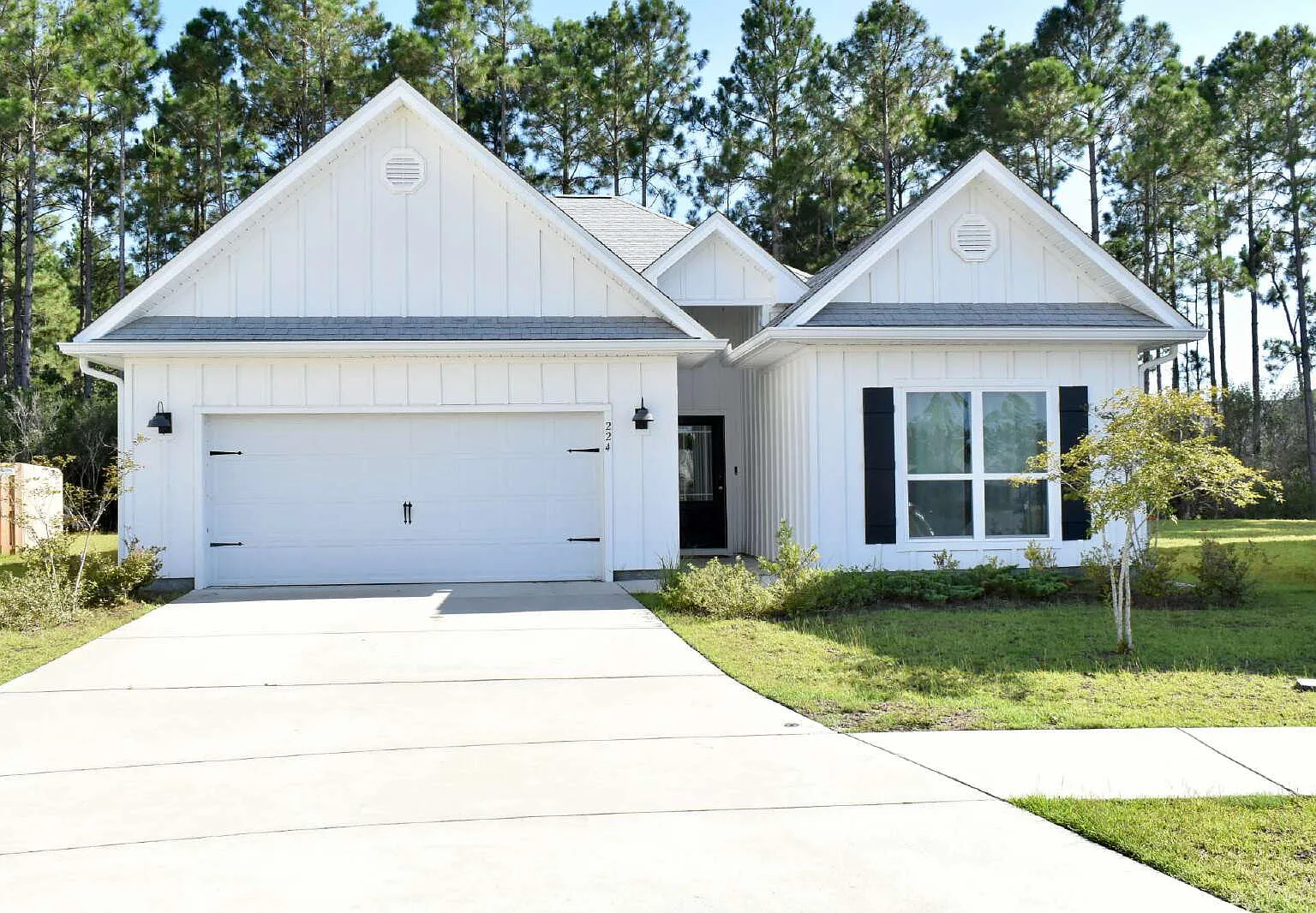 5 bed, 3.0 bath, 2232 sqft, $3,000 — Photo 1