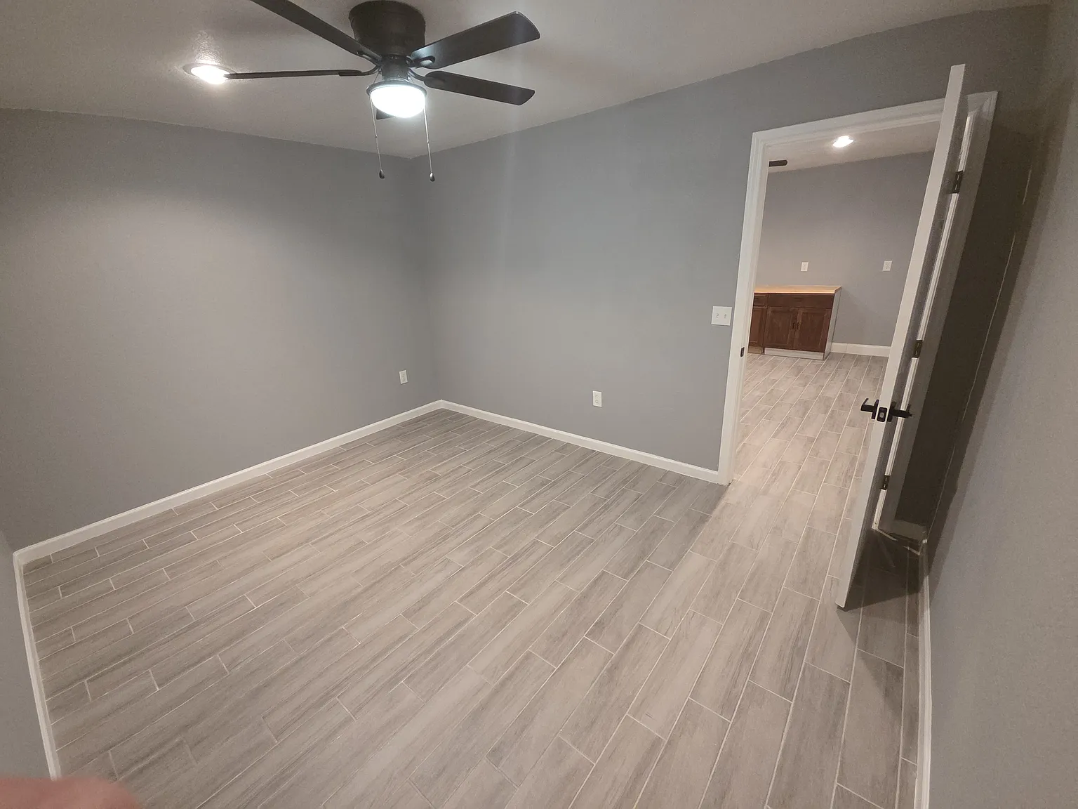 1 bed, 400 sqft, $925 — Photo 3