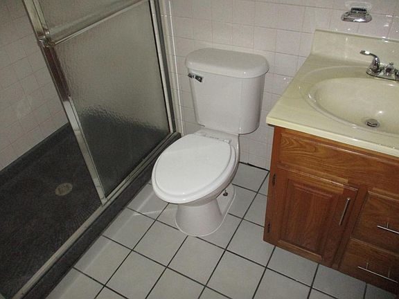 3rd image of 344 Lookout Dr
