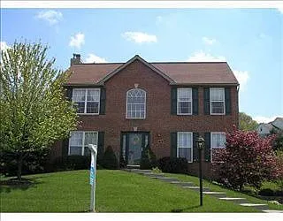 327 Warrick Dr photo 1