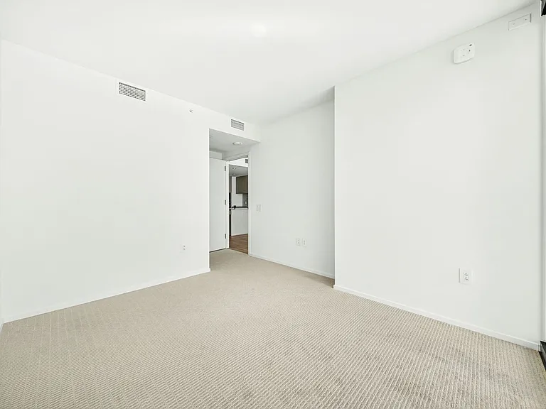 333 Ward Ave #2307 — Photo 10