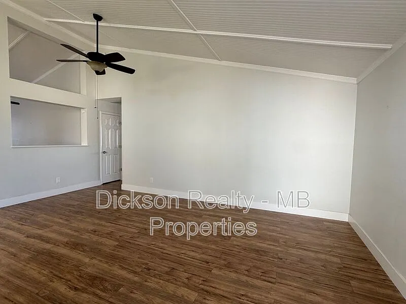 3 bed, 2.0 bath, 1678 sqft, $2,750 — Photo 3