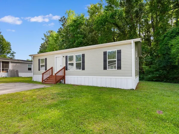 583 Southern Pines Dr., Myrtle Beach, SC 29579