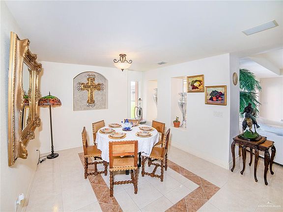 4th image of 2812 W Fuente De Paz St