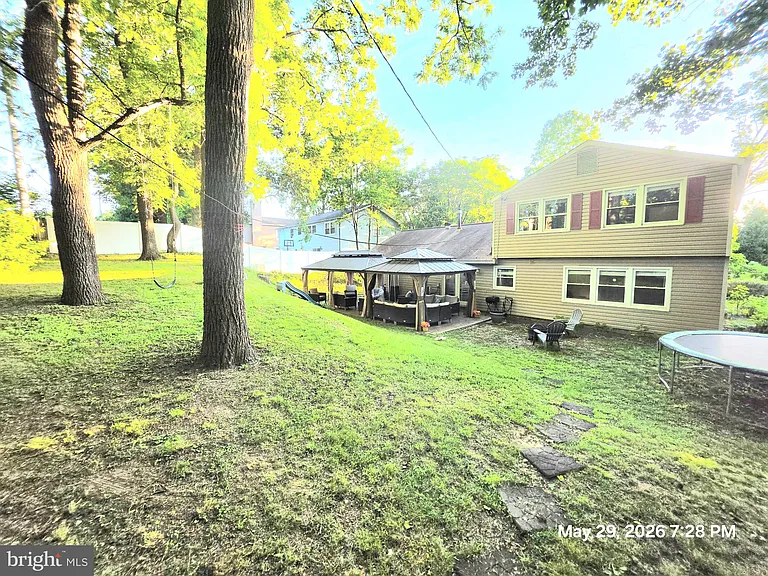 1405 Peachwood Ln — Photo 32
