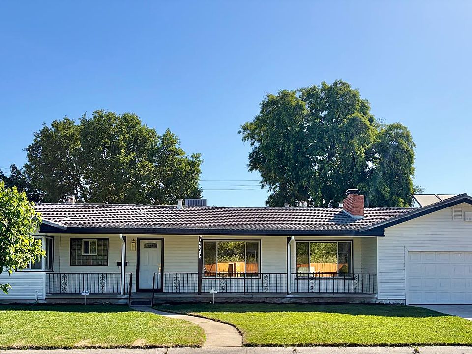 1st image of 7936 Valencia Ave