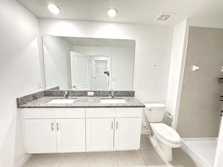 8239 Crescent Oaks Dr — Photo 5