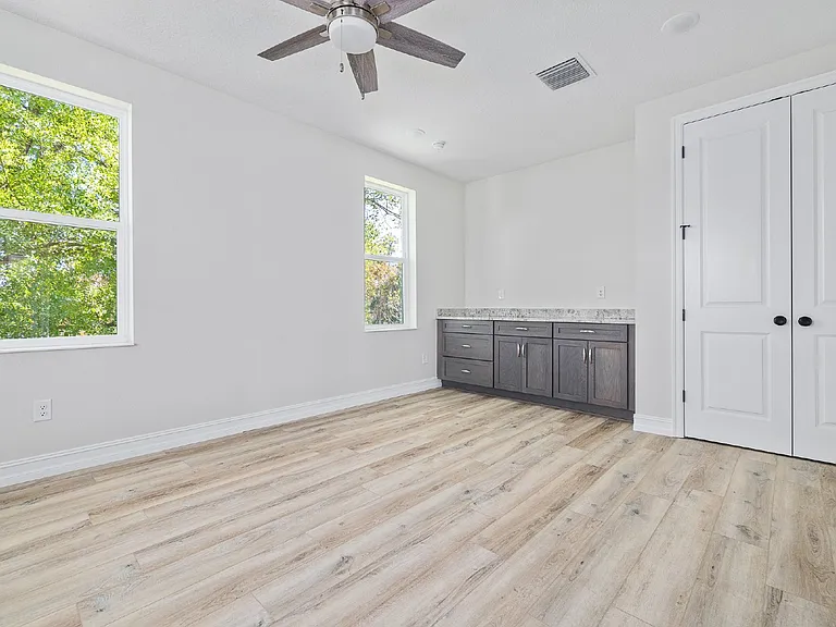 3208 N Rome Ave — Photo 14