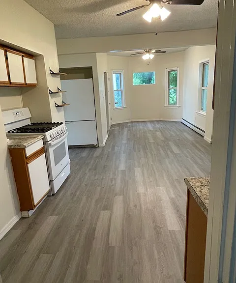23 Ellis Ave — Photo 3