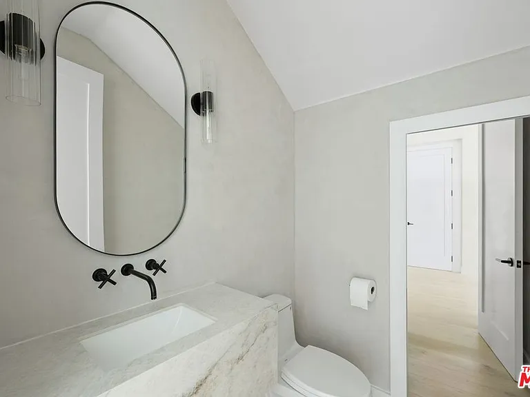16802 Calle De Sarah — Photo 7