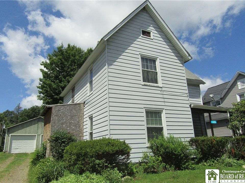 1st image of 125 N Dow St