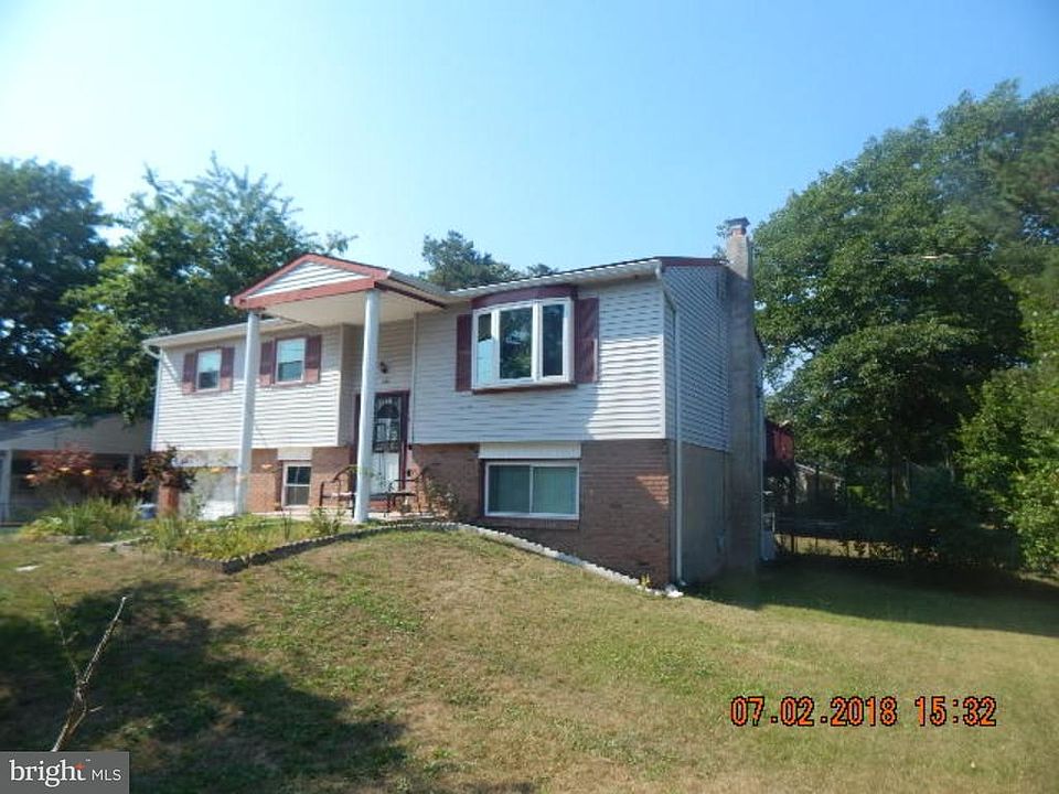 1st image of 705 Red Feather Trl