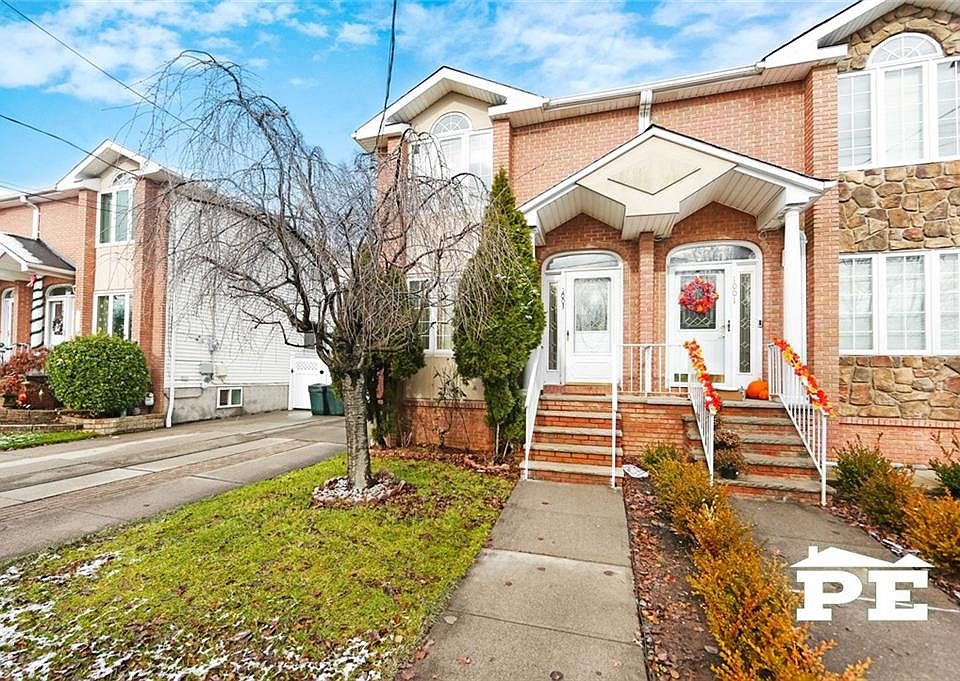 1st image of 1003 Sheldon Ave