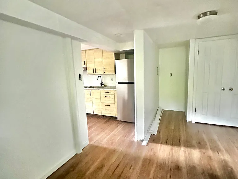38 Oak Ridge Rd — Photo 3