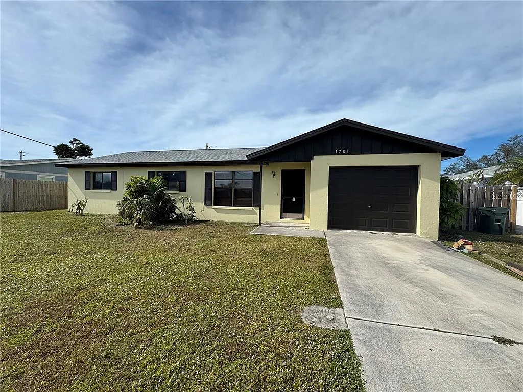3 bed, 2.0 bath, 1234 sqft, $1,750 — Photo 2