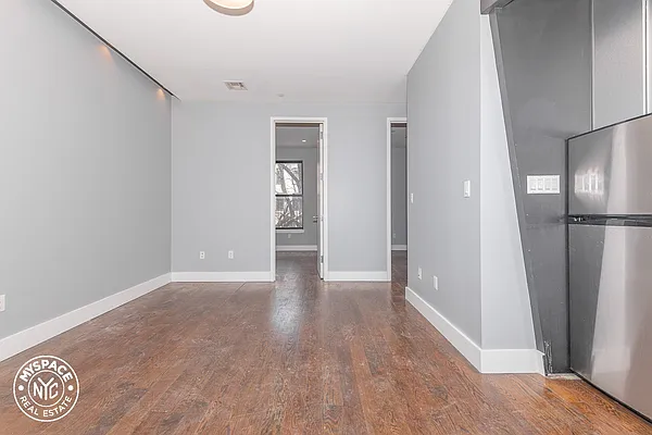 Rented by MySpaceNYC | media 3