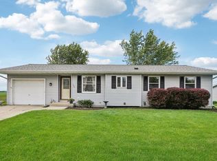 144 W Main St, Dane, WI 53529