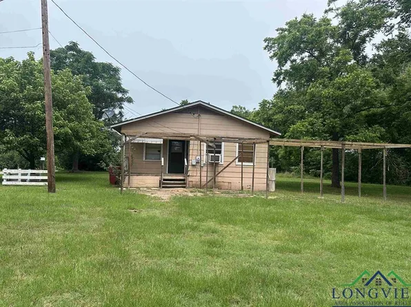 810 Muldrew St, Queen City, TX 75572