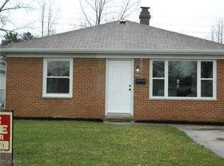 4888 Forest Rd, Mentor, OH 44060