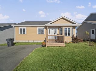 8 Ossington Street, Paradise, NL A1L0G7