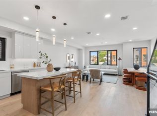99 Van Horne St #2, Jersey City, NJ 07304