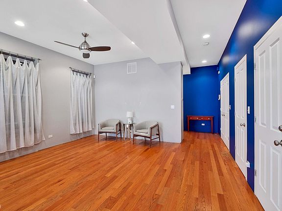5th image of 1340 N Maplewood Ave