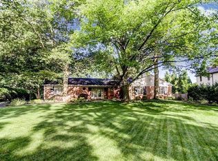 619 Woods Rd, Dayton, OH 45419