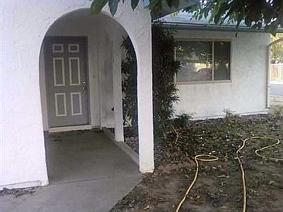 Arched entry way.