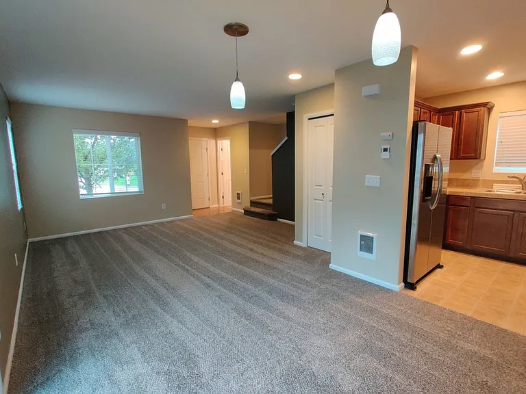 8726 Stockholm Ln NE — Photo 5