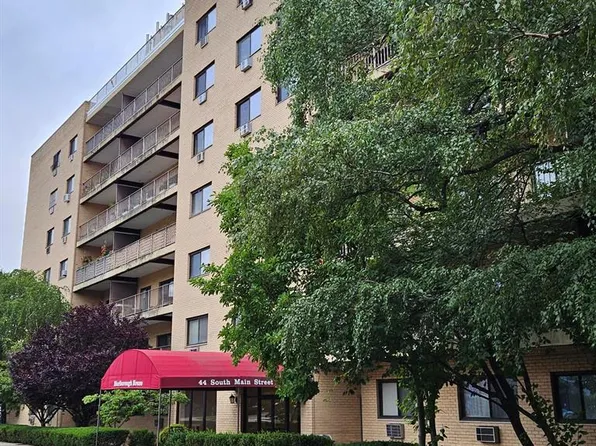 44 S Main St APT 6J, Lodi, NJ 07644