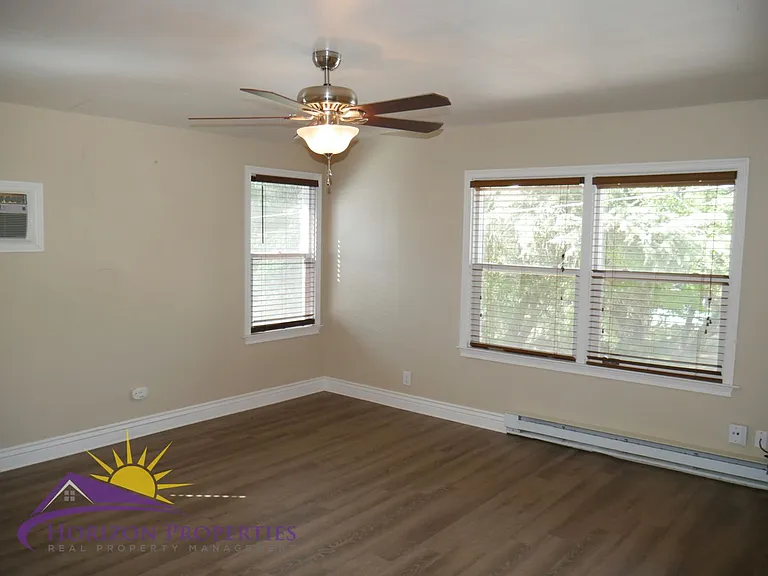 4908 Gastman Way — Photo 6