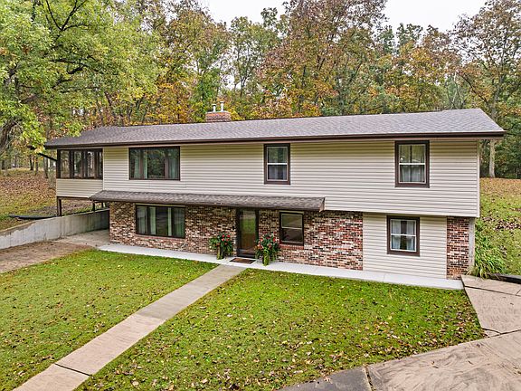 2nd image of 1280 County Road 2347