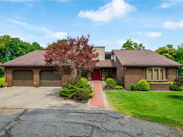 70407 Whitewood Dr, Bridgeport, OH 43912