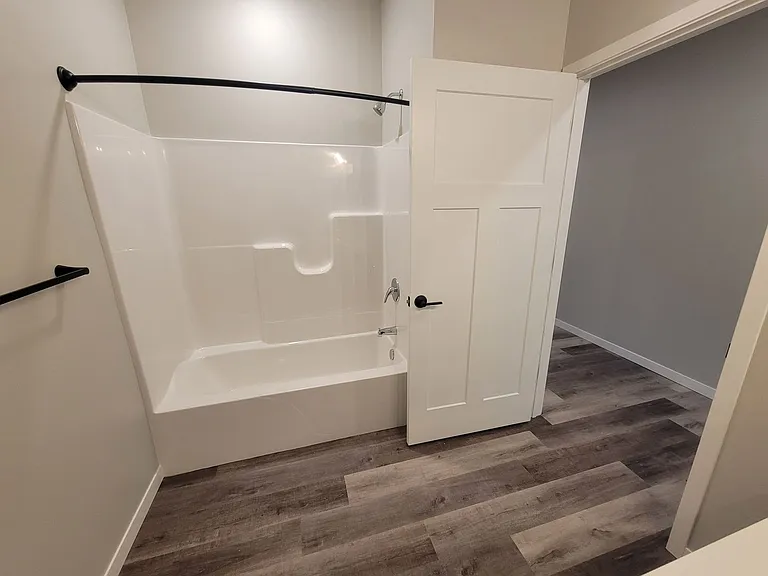 Northern Lights Apartments — Photo 34