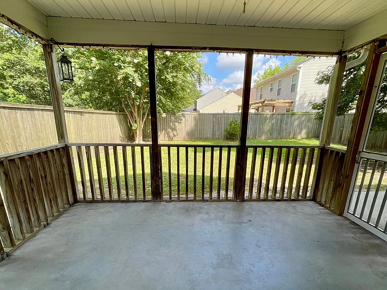 108 Arbor Oaks Dr — Photo 4