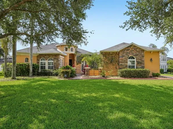 910 Parasol Pl, Oviedo, FL 32766