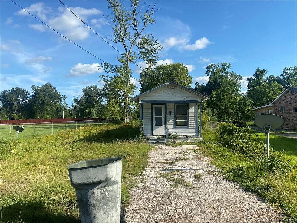 2nd image of 2024 Woodring St