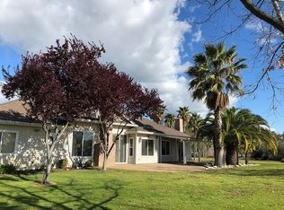 10322 Quartz Dr, Wallace, CA