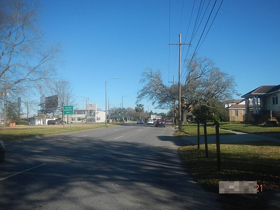 4th image of 3905-3907 Elysian Fields Ave