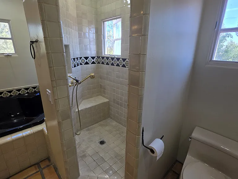 2740 Mountain View Dr #A — Photo 28