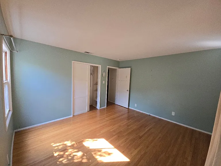 453 S Carmelo Ave — Photo 6